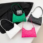 Bolso-de-hombro-plisado-con-estampado-de-coraz-n-para-mujer-Mini-bolsos-cuadrados-elegantes-a-3.webp