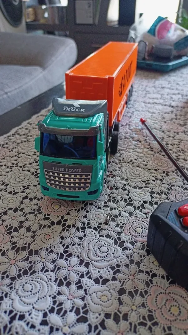 Fabuloso Camión Teledirigido Para Niños