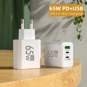 Imagen del producto Cargador USB PD Brillante y Rápido con 3 Puertos | Compra online en Tiendafiable