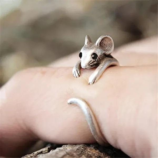 El Anillo Brillante Para Dama Con Adorno De Ratón - ¡Fascinante Y Único!