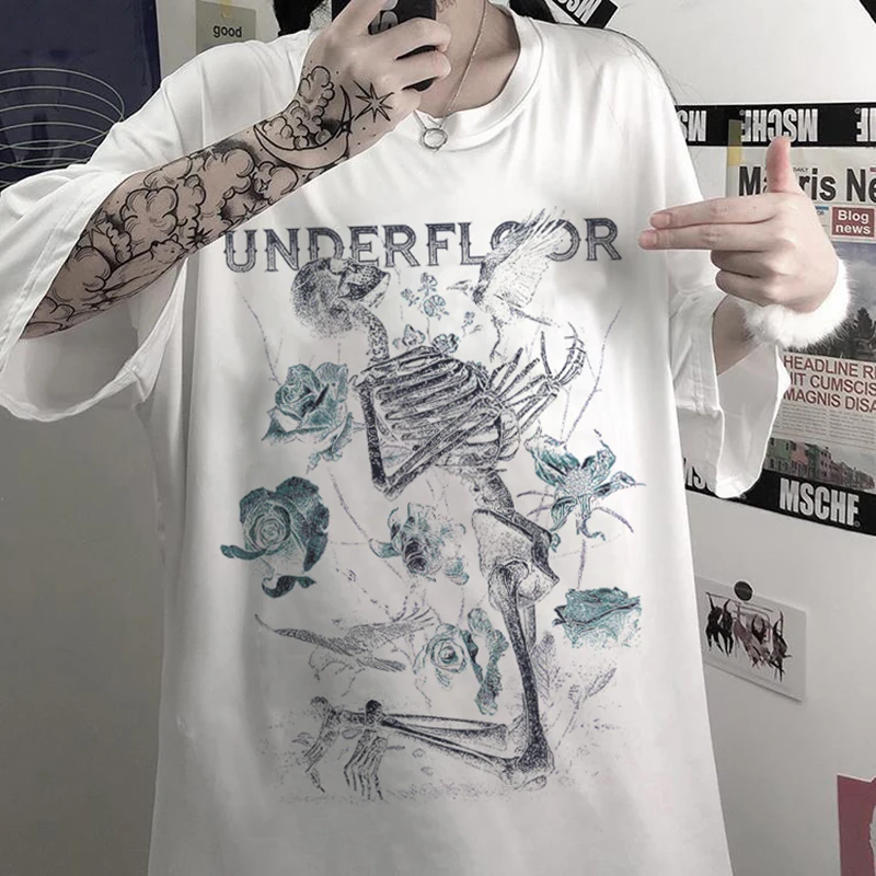 Impecable Camiseta Gótica Unisex para Hombre y Mujer