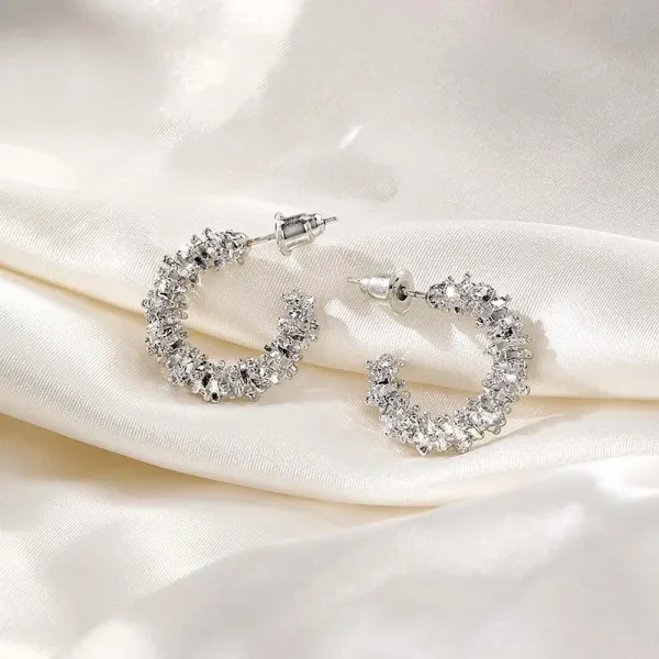 Nuevo Aros Con Diseño De Semicírculo Brillante, Elegante