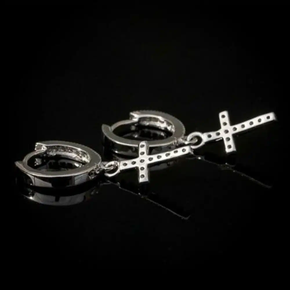 Calidad En Aretes De Gota Con Forma De Cruz Para Mujer Calidad En Aretes De Gota Con Forma De Cruz Para Mujer