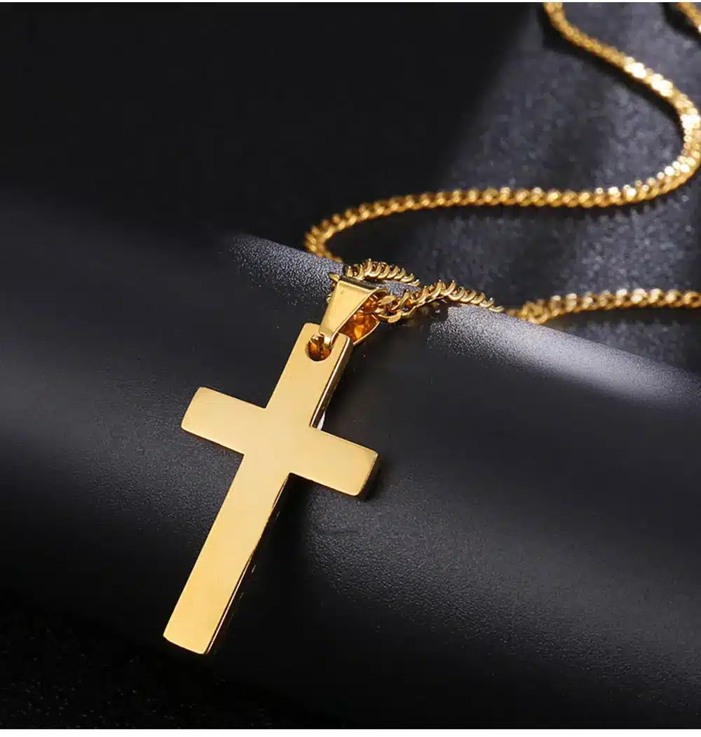 Extraordinario Collar De Cruz De Acero Inoxidable