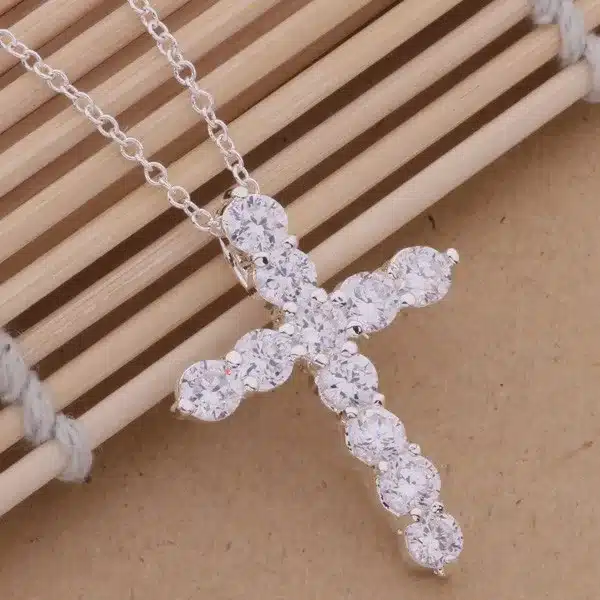 Lujo Collar Elegante Para Mujer Chapado En Plata