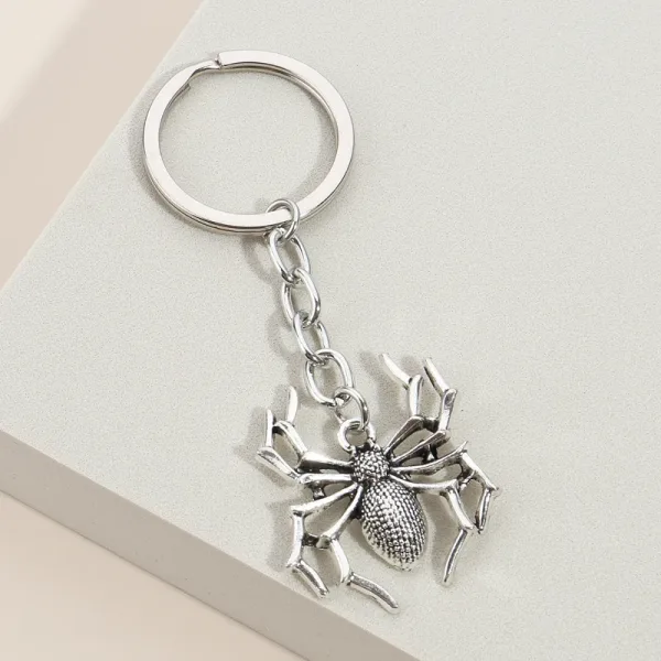 Llavero De Metal Con Diseño De Araña: Estilo Y Originalidad En Tus Llaves
