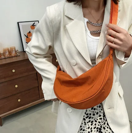 Bolso Bandolera De Nailon Para Mujer: Estilo Y Comodidad En Un Solo Accesorio