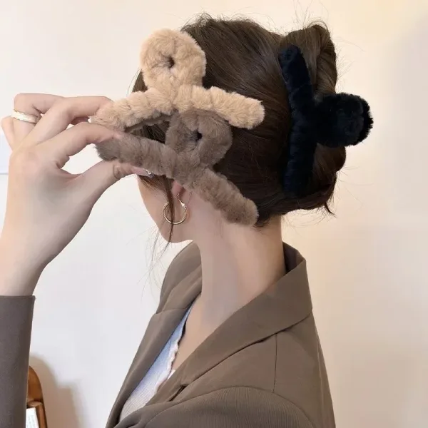 Pinza De Pelo De Piel Sintética Para Mujer: Estilo Y Comodidad En Un Solo Accesorio