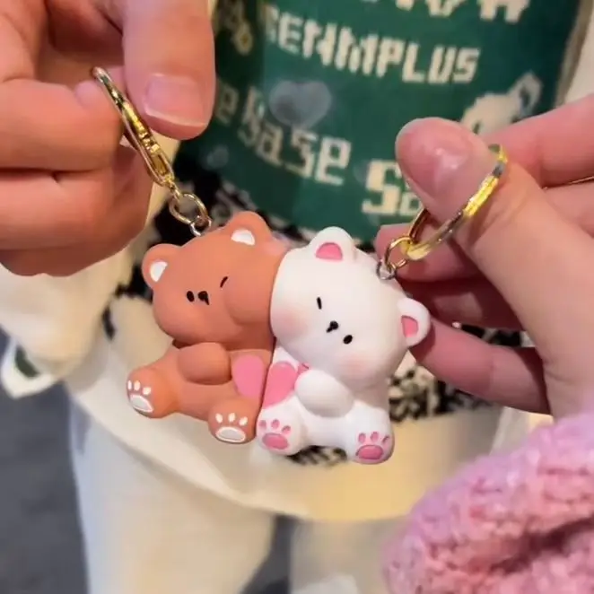 Llavero magnético de oso de resina para pareja: un regalo encantador y práctico