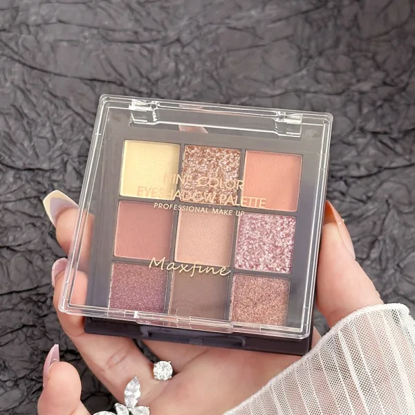 Imagen del producto Paleta de sombra de ojos: Colores intensos y duraderos para un look impactante | Compra online en Tiendafiable