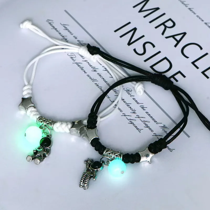 Pulsera luminosa unisex con cuentas: estilo y brillo en un solo accesorio