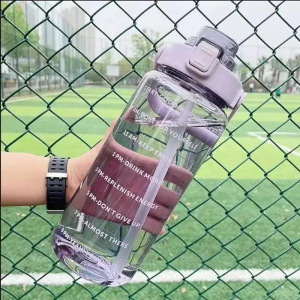 Imagen Del Producto Botella De Agua De 2 Litros Con Pajita: Hidratación Fácil Y Práctica | Compra Online En Tiendafiable