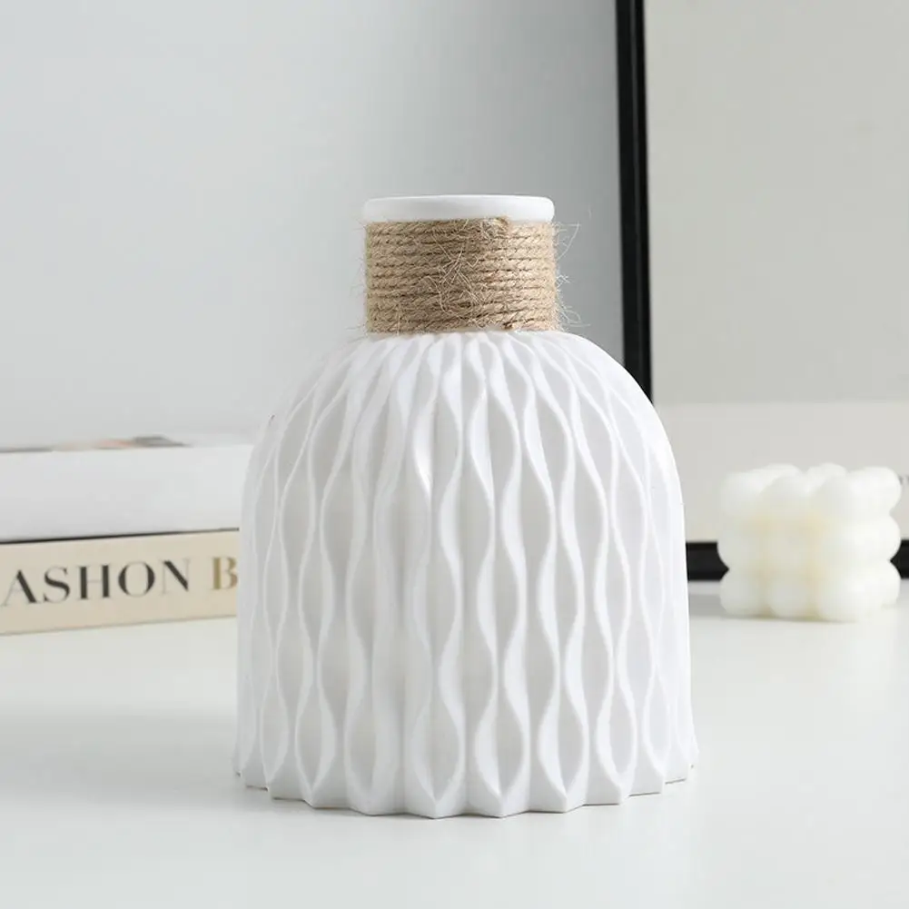Florero De Plástico: El Complemento Perfecto Para Decorar Tu Hogar Florero De Plástico: El Complemento Perfecto Para Decorar Tu Hogar
