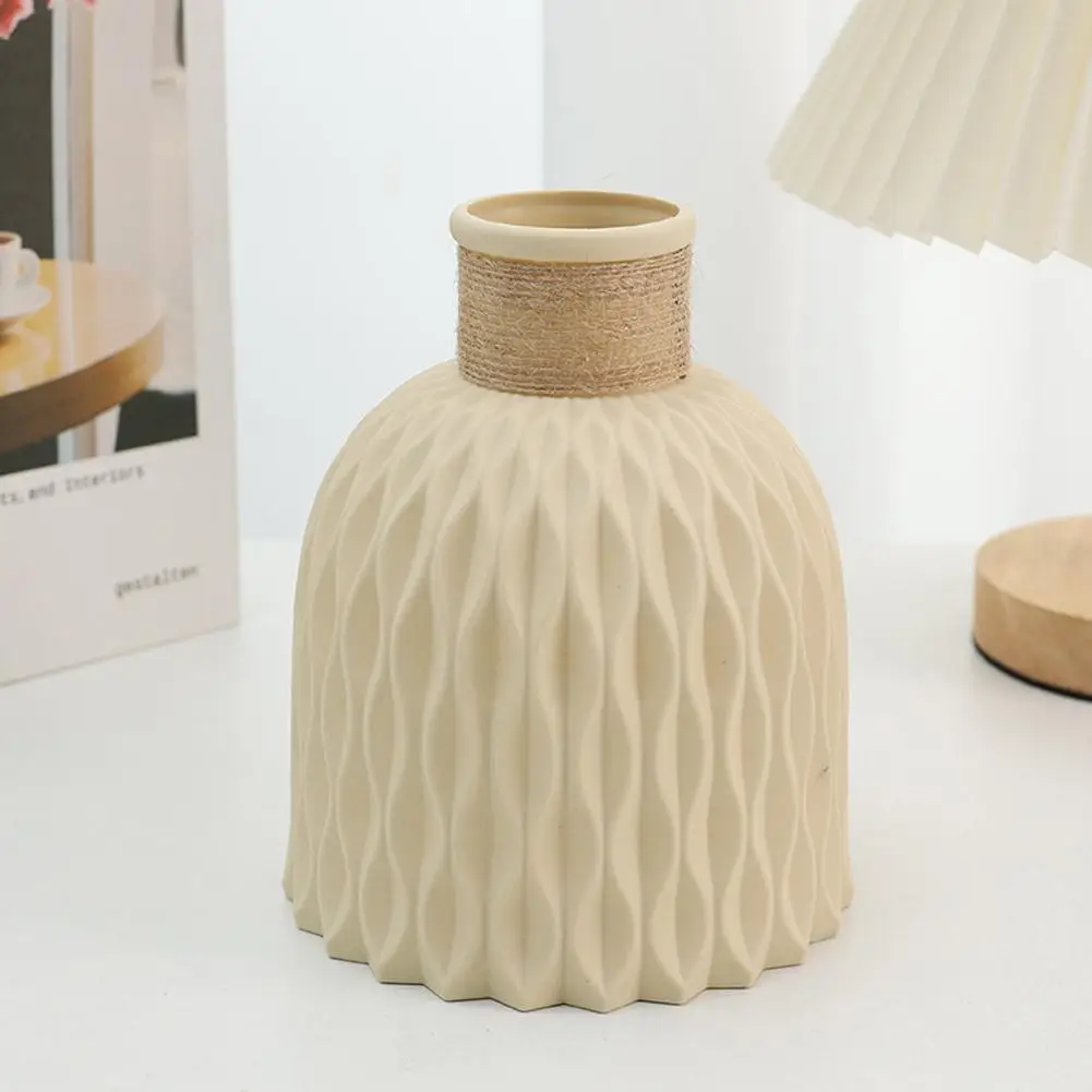 Florero De Plástico: El Complemento Perfecto Para Decorar Tu Hogar Florero De Plástico: El Complemento Perfecto Para Decorar Tu Hogar