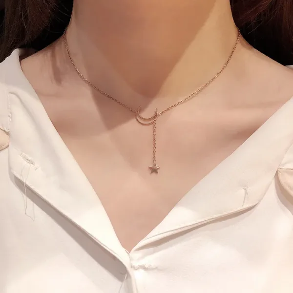 Gargantilla Luna Estrella: Elegante Y Minimalista