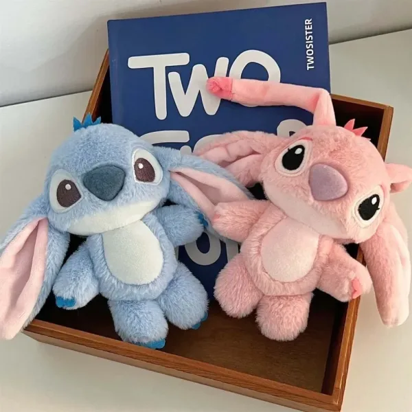 Imagen del producto Llavero de muñeco de Disney Stitch de 16cm: ¡El complemento perfecto para los fans de Stitch! | Compra online en Tiendafiable