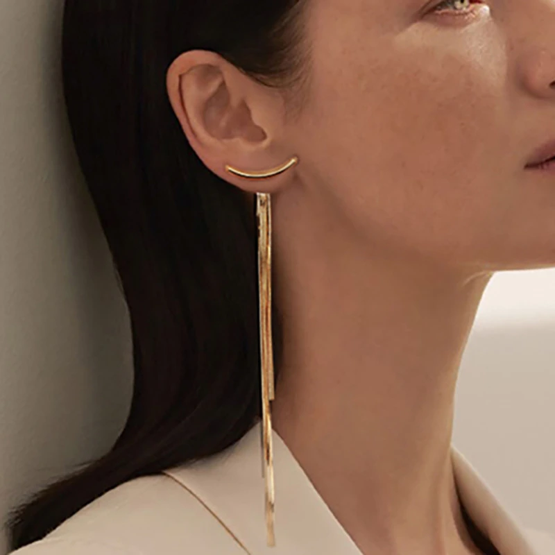 Pendientes colgantes de corazón y estrella: elegancia femenina