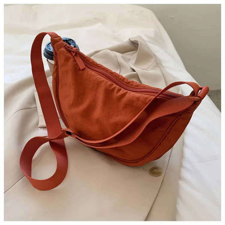 Bolso Bandolera De Nailon Para Mujer: Estilo Y Comodidad En Un Solo Accesorio