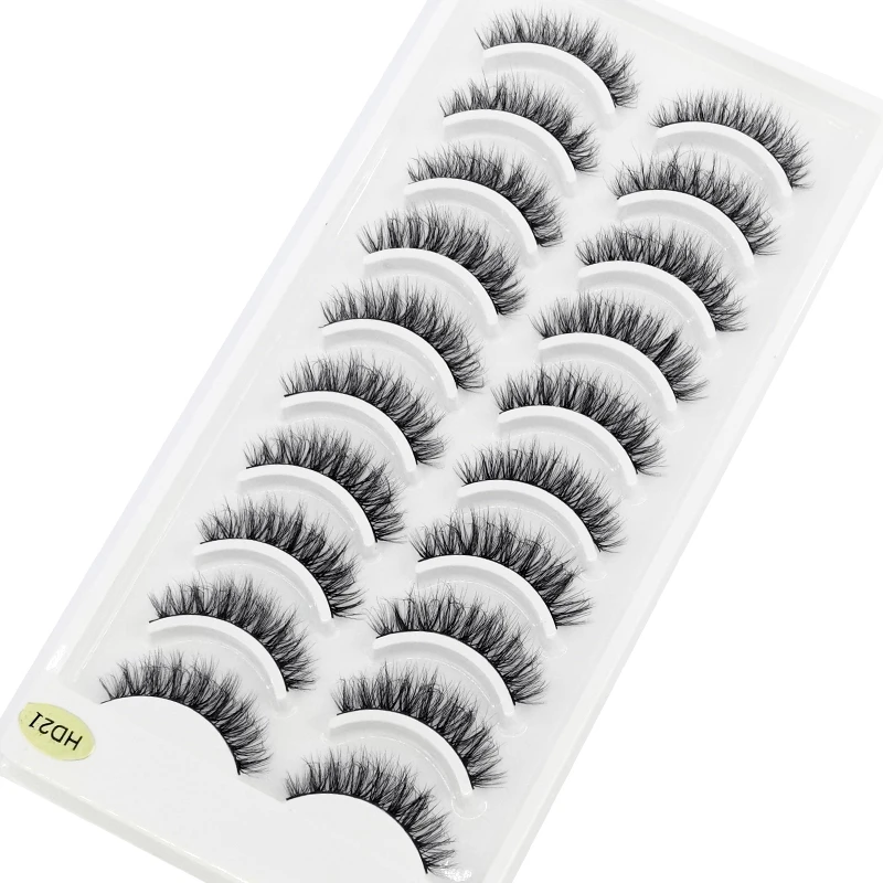 Pestañas postizas largas y naturales: realza tu mirada al instante