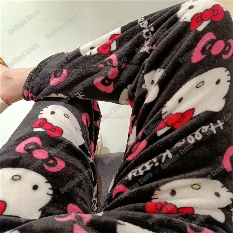 Pijama de Hello Kitty para mujer: cómodo y adorable