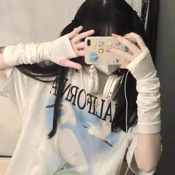 Imagen Del Producto Guantes Finos De Anime Para Exteriores: Estilo Y Protección En Un Solo Accesorio | Compra Online En Tiendafiable