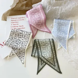 Imagen del producto Bufanda de seda con flores de anacardo | Compra online en Tiendafiable