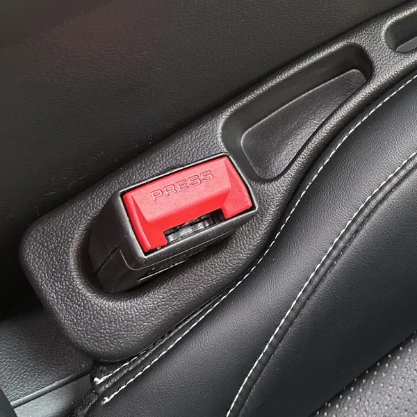 Imagen del producto Caja de almacenamiento para hendiduras de asiento de coche | Compra online en Tiendafiable