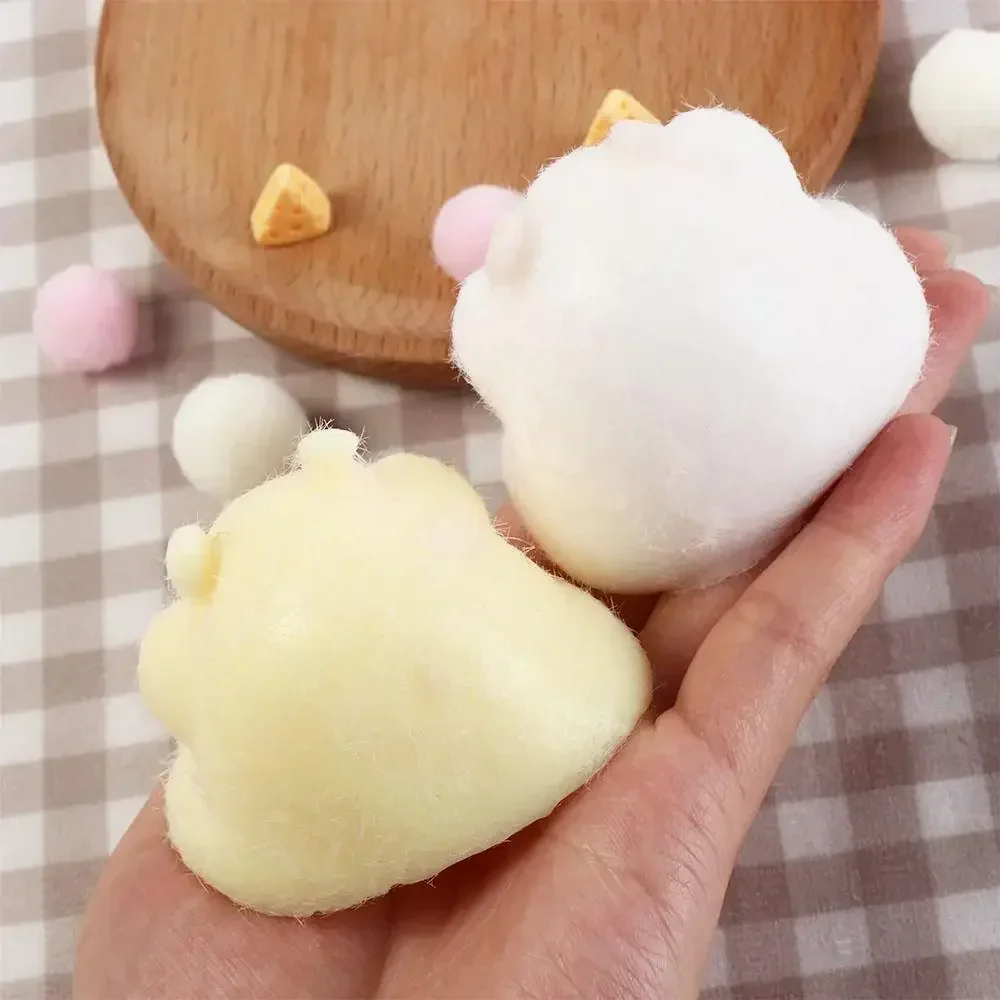 Favores De Fiesta: Lindo Juguete De Hámster De Silicona Para Apretar Favores De Fiesta: Lindo Juguete De Hámster De Silicona Para Apretar