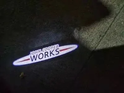 Brilla Con Estilo: Potente Luz Led Decorativa Para Automóviles