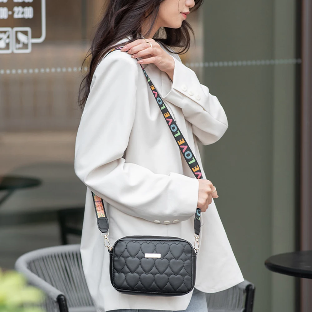Hermoso Bolso Elegante De Mujer: Diseño Sofisticado Hermoso Bolso Elegante De Mujer: Diseño Sofisticado