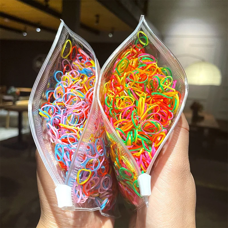 Coloridas pequeñas bandas desechables para el cabello